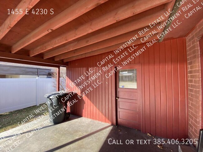 Building Photo - 1455 E 4230 S