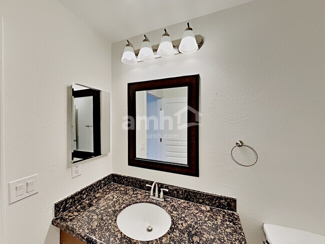 Building Photo - 3868 W Yellow Peak Dr