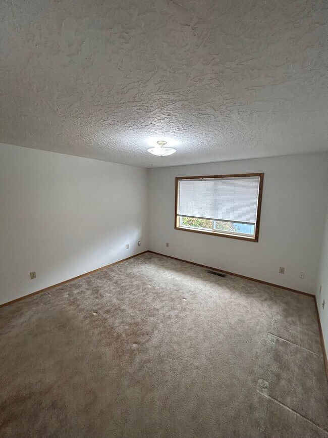 Building Photo - OHN