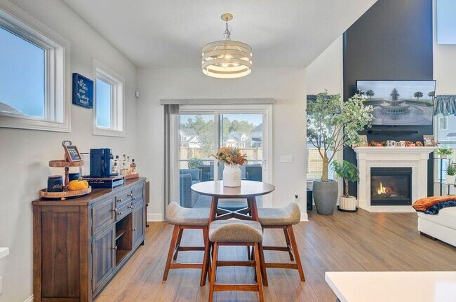 Building Photo - 3 Bedroom, 2.5 Bathroom Home in Oakley Pointe - Moncks Corner