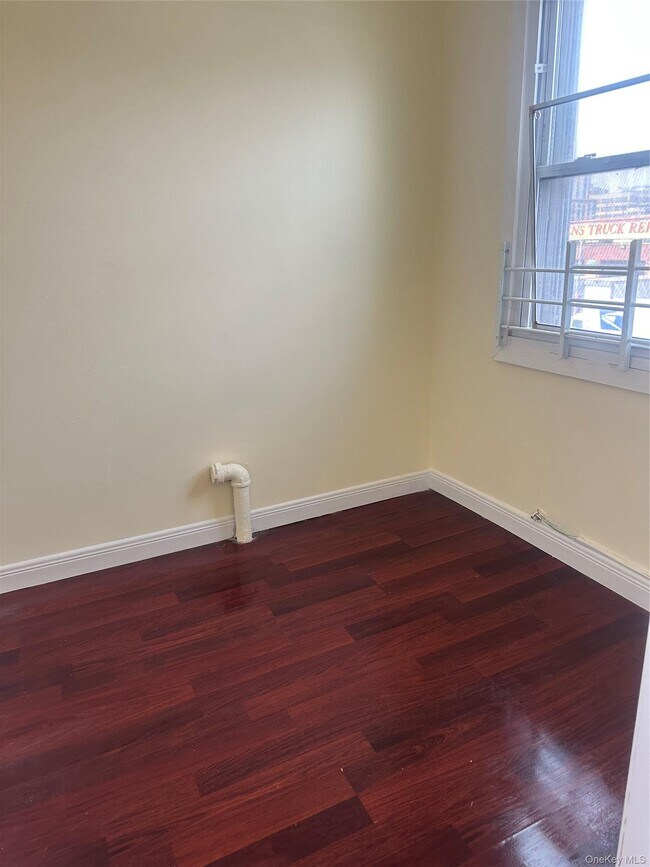 Building Photo - 168-42 Liberty Ave