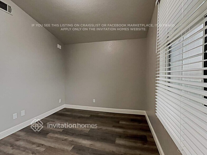 Building Photo - 1182 Park Heights Dr