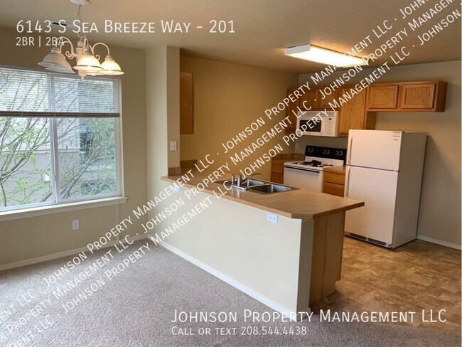 Building Photo - 6143 S Sea Breeze Way