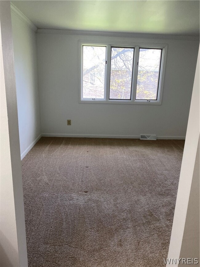 Building Photo - 4585 Chestnut Ridge Rd