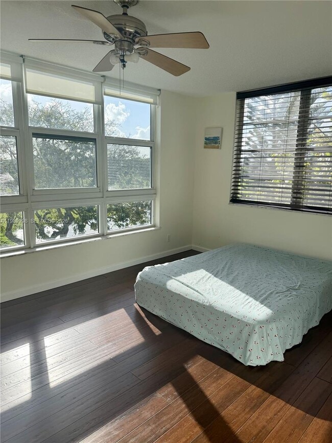 Building Photo - 2681 S Course Dr