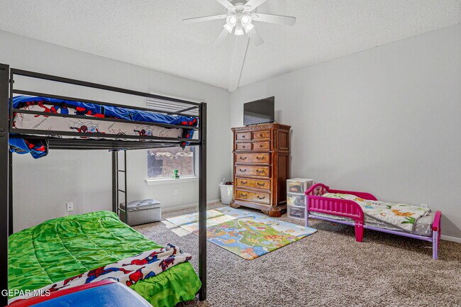 Building Photo - 3828 Tierra Aurora Dr