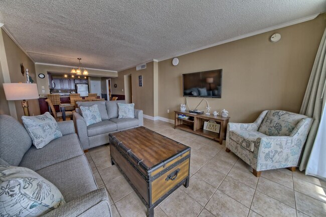 Primary Photo - 7205 Thomas Dr