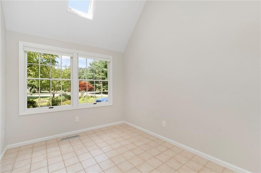 Building Photo - 110 Osprey Dr