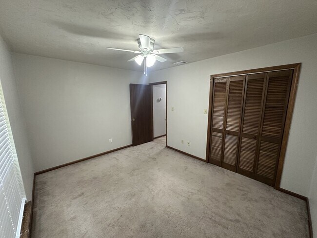Building Photo - 2084 Pats Place