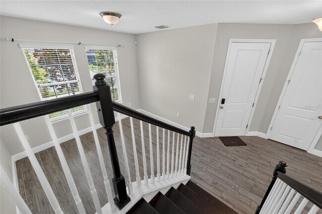 Building Photo - 3207 Palatka St