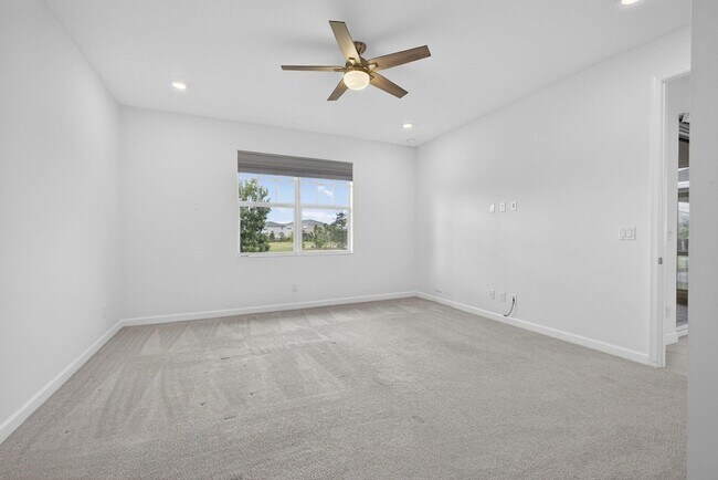 Building Photo - 1305 Haywagon Tr.