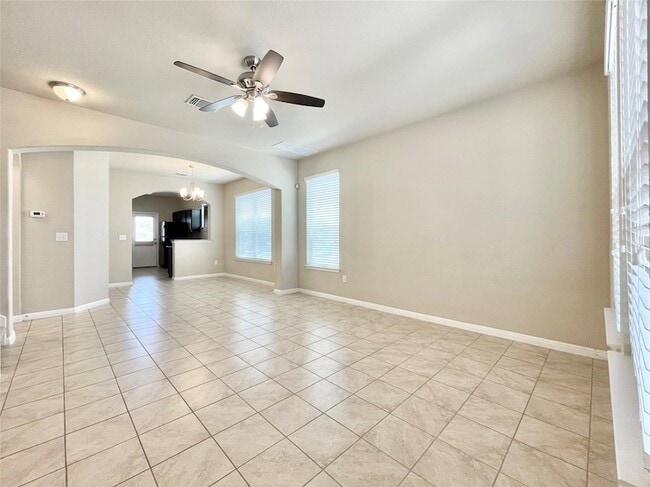 Building Photo - 401 Katmai Cir