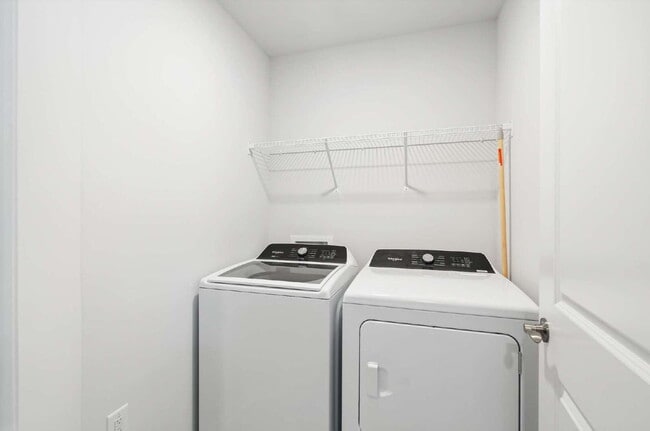 Building Photo - 3-Bedroom Spacious New Construction Home i...