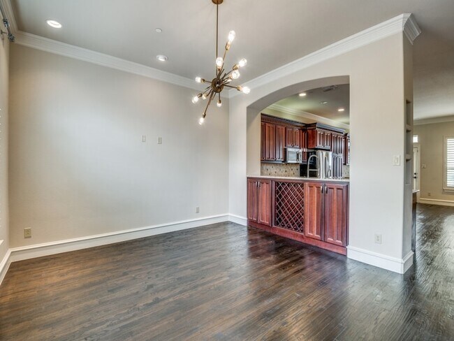 Building Photo - 7927 Osborn Pkwy