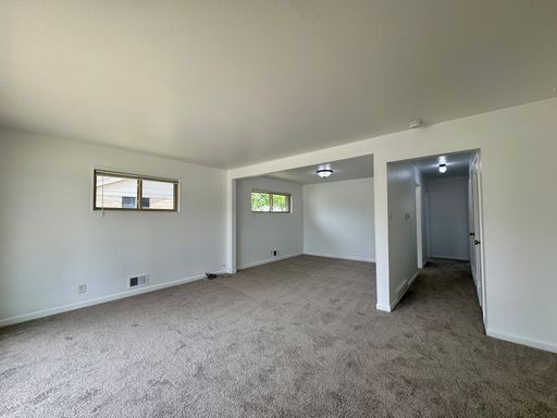 Building Photo - Spacious 4 bedroom home in Westminster! Av...