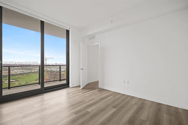 Building Photo - 101 Diplomat Pkwy