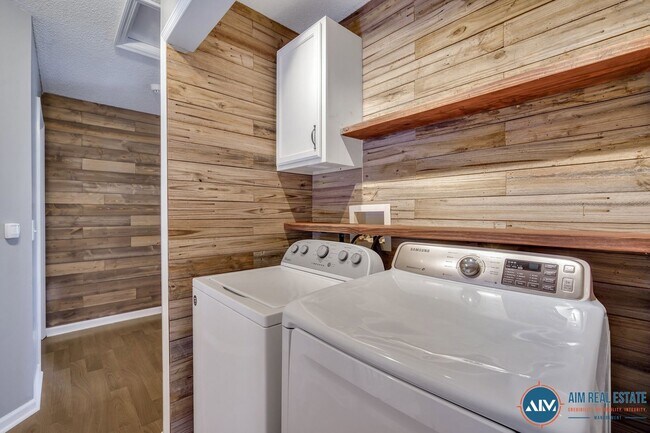 Building Photo - Charming 3-Bed, 2-Bath Home in Historic Be...