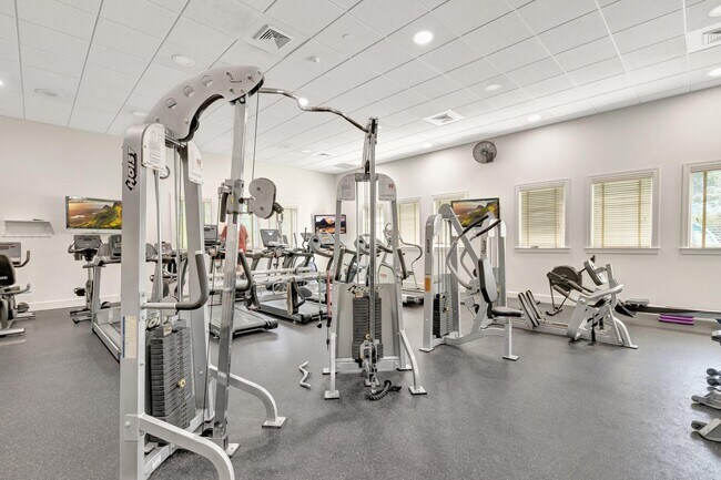 Building Photo - 8908 Champions Way