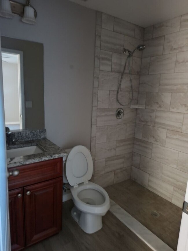 Building Photo - Charming 2BR/2BA Citrus Springs Duplex – C...