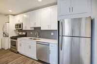 Building Photo - 1244 N Bosworth Ave