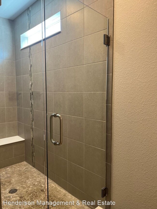 Building Photo - 5 br, 4 bath House - 2450 Likens Dr