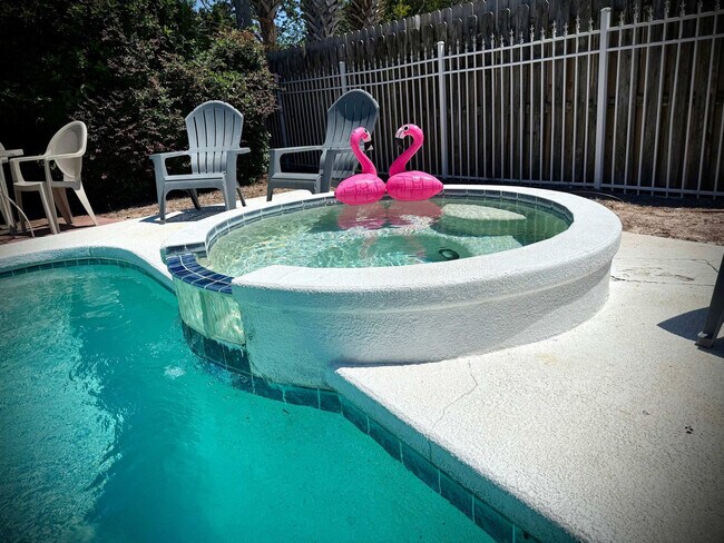 Building Photo - 75 Secret Harbor Dr