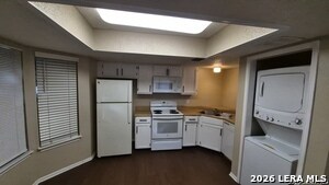 Building Photo - 6314 Cambridge Dr