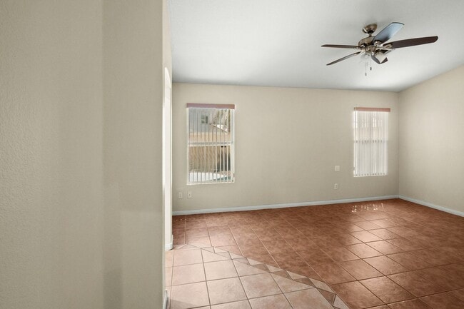 Building Photo - SW!! Single Story!! Pool!! NO HOA!!  Corne...