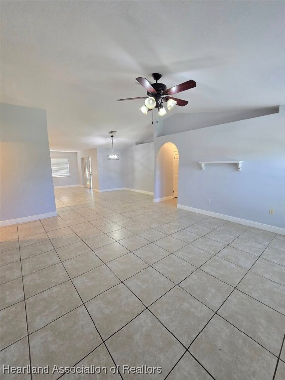 Building Photo - 6491 Orduna Dr