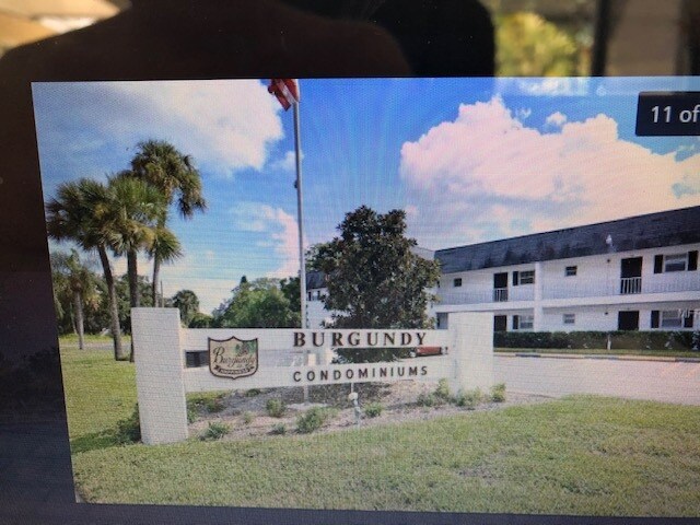 Building Photo - 4504 3rd St Cir W