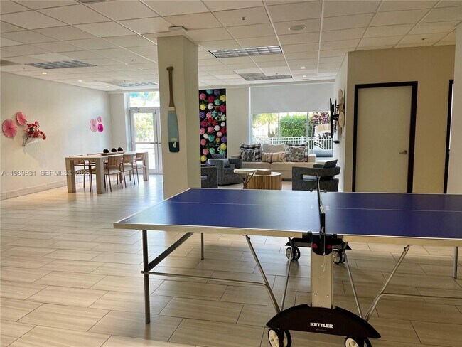 Building Photo - 19390 Collins Ave