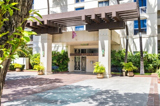Building Photo - RARELY AVAILABLE, HIGH-FLOOR, "DIRECT OCEA...