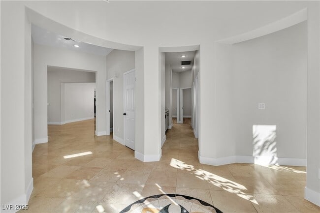 Building Photo - 11621 La Mirago Pl