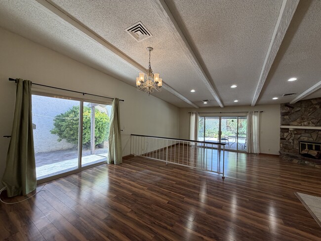 Building Photo - 2212 Plaza Del Prado