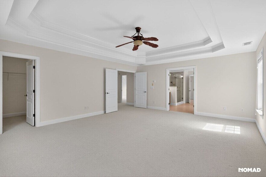 Building Photo - 5485 Sandstone Ct