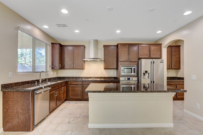 Building Photo - 2919 Caxton Grove Dr