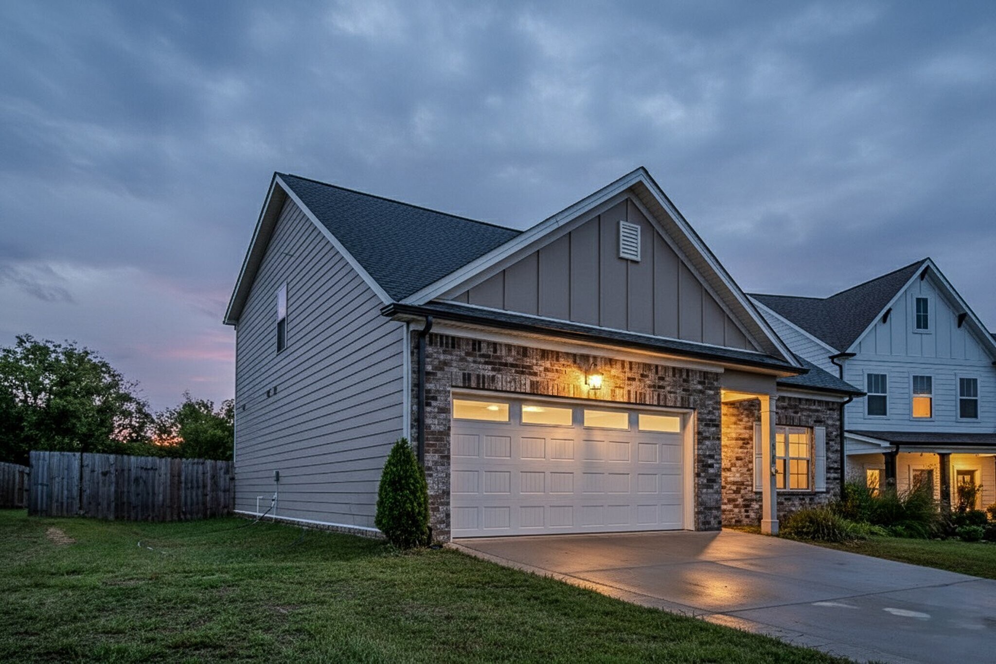Building Photo - 628 Bella Ct