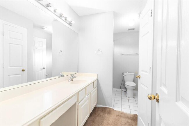 Building Photo - 5803 Song Ridge Ct