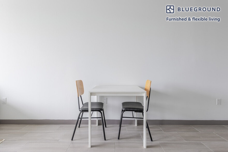 Building Photo - 6445 NE 7th Ave