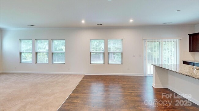 Building Photo - 4523 Collingham Dr