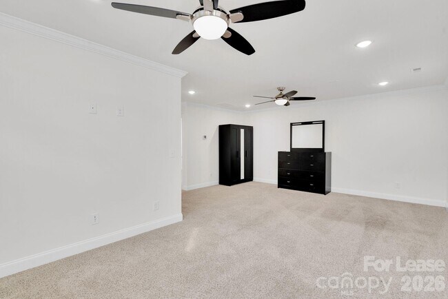 Building Photo - 11715 Clems Branch Dr