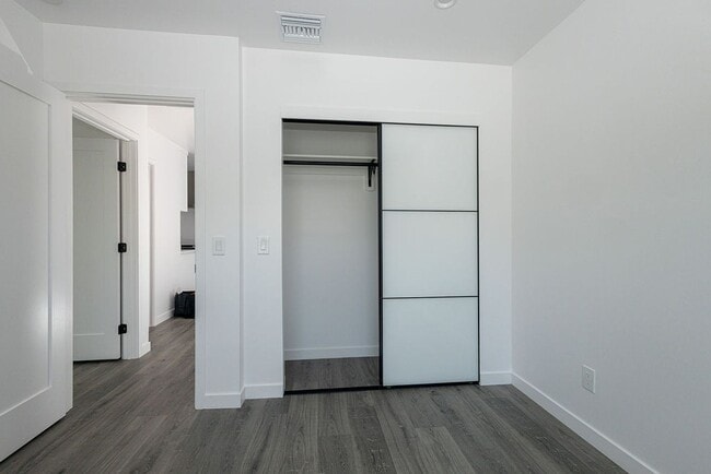 Building Photo - Brand New ADU in Silver Lake