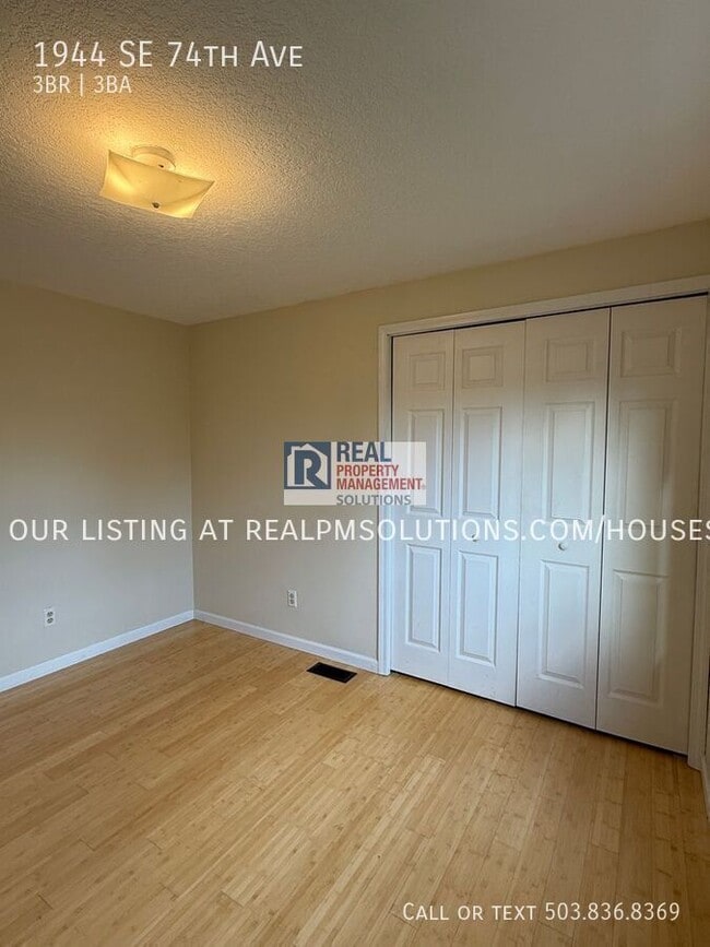 Building Photo - 1944 SE 74th Ave