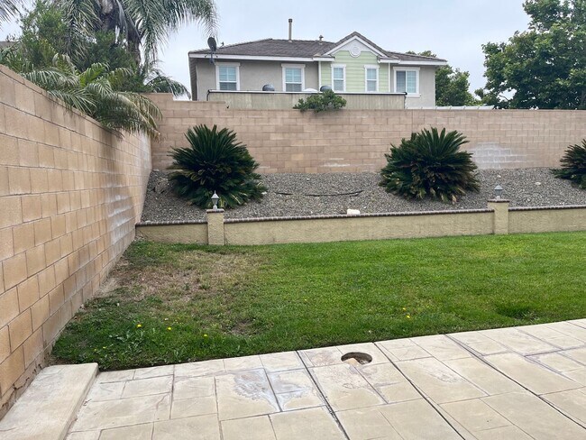 Building Photo - Beautiful Corner lot home in gated community.