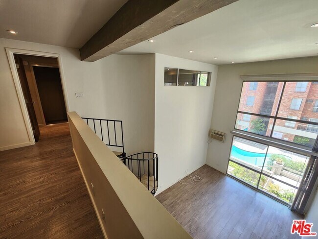 Building Photo - 1440 Veteran Ave