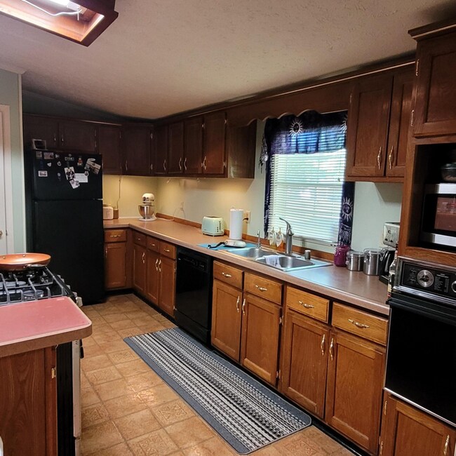 Building Photo - 78 Greenbriar Ct