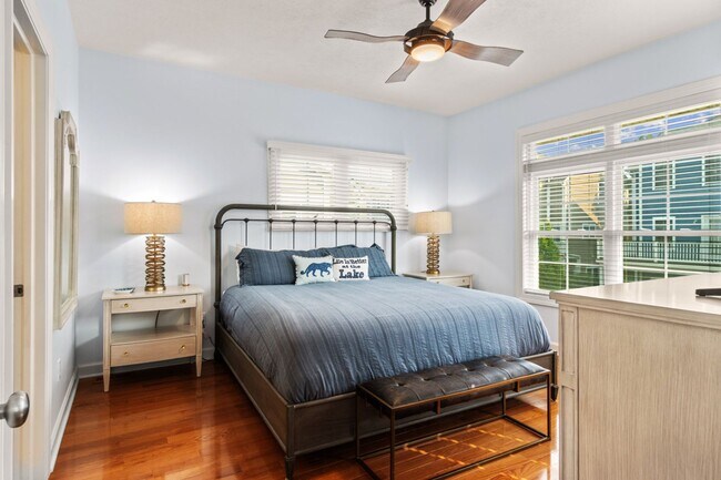 Building Photo - Furnished Pet-Friendly 30-Day Extended Stay Riverfront Condo