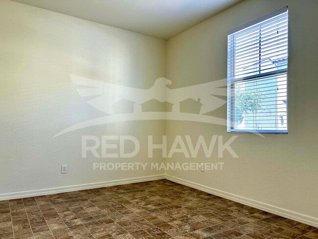 Building Photo - 9728 E Axle Ave