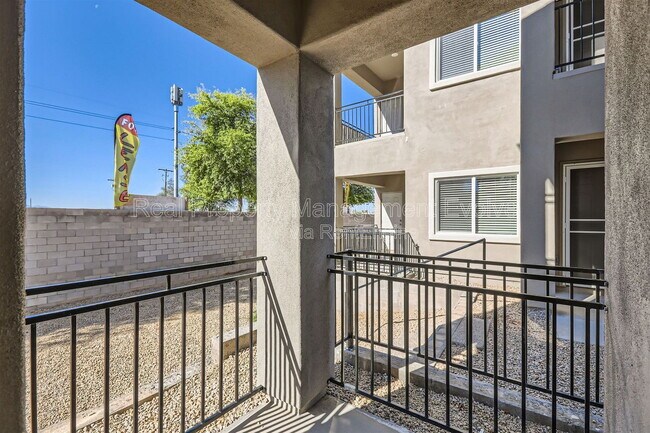 Building Photo - 7010 N 80th Ave