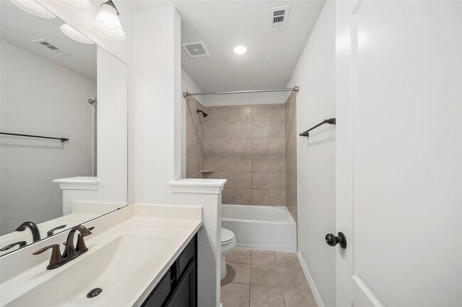 Building Photo - 12823 Ilderton Dr